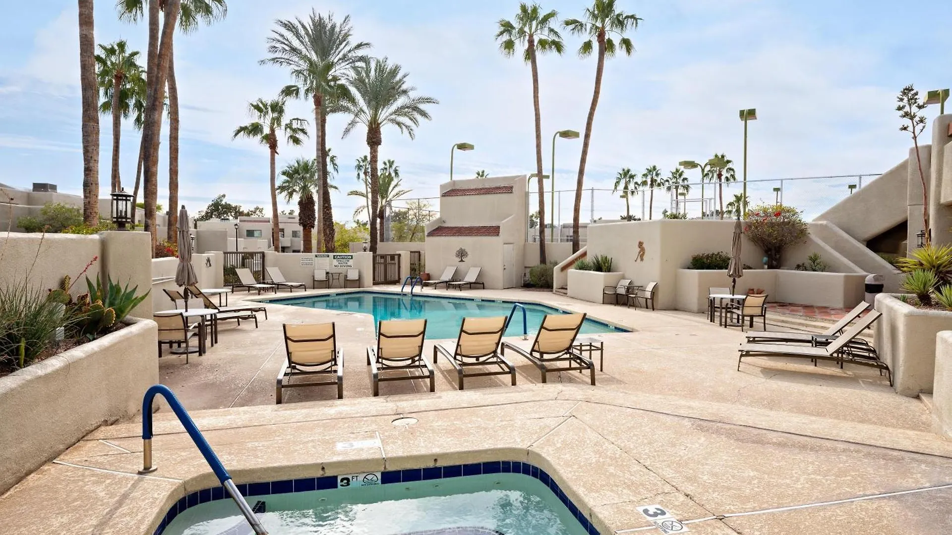 Biltmore Bliss - Pool - Gym - Tennis/Pickle Ball Phoenix